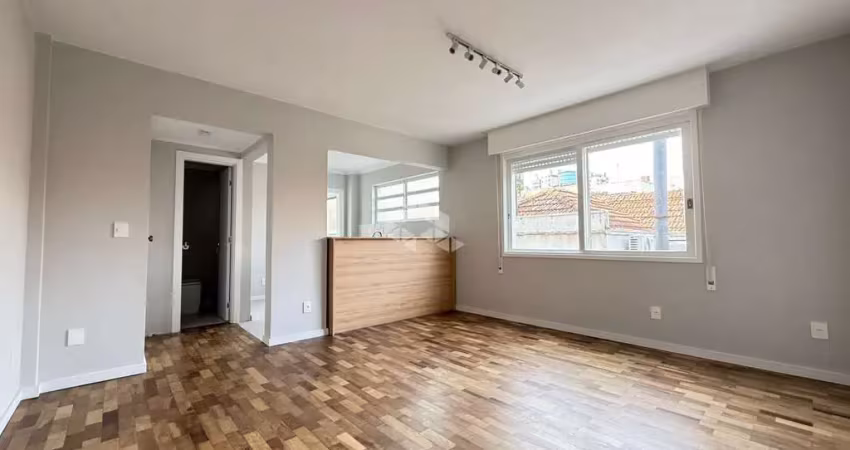 Apartamento a venda de 2 dormitórios, e 84m² no bairro petrópolis
