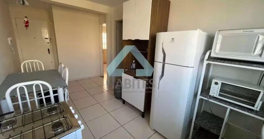 APARTAMENTO MOBILIADO COM SACADA, OTIMA LOCALIZACAO!