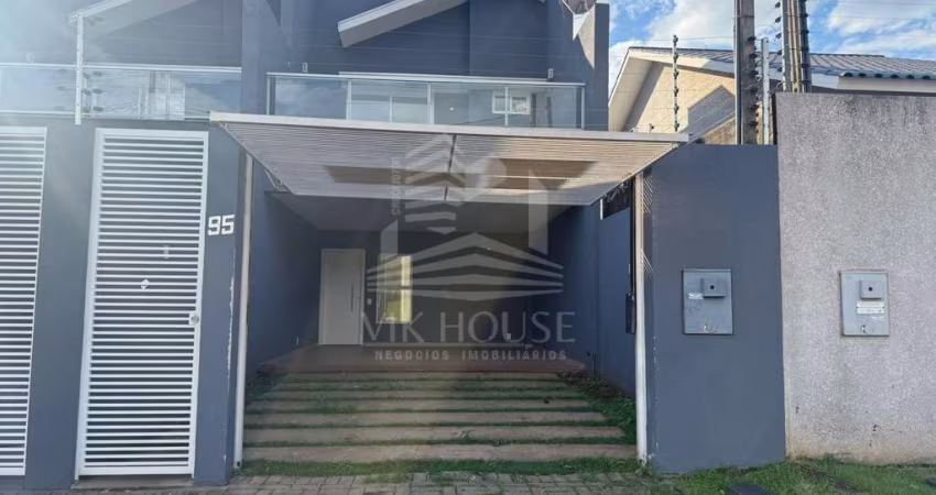 SOBRADO COM TRÊS QUARTOS NO JARDIM PANORAMA DISPONIVEL PARA LOCAÇÃO