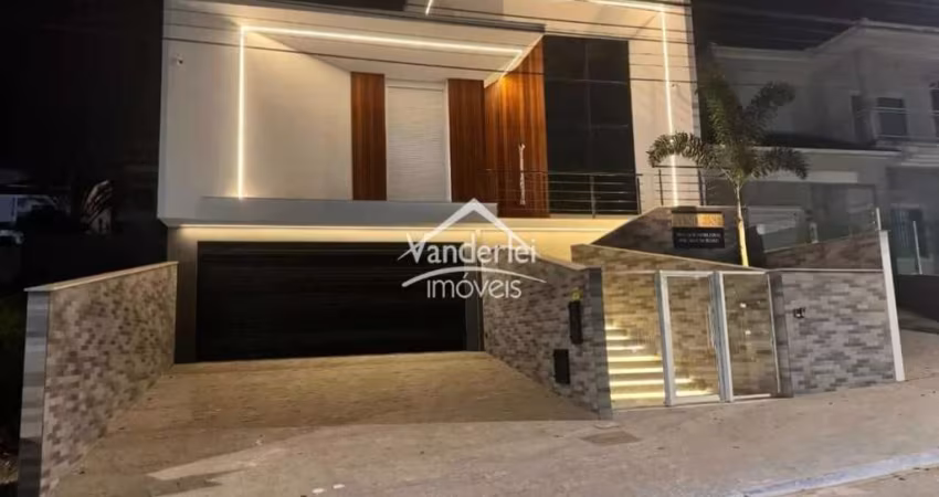 Casa Alto Padrão 240,37 m² no Lot Pedra Branca em Palhoça-SC