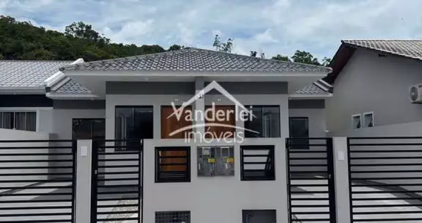 Casa no lot vale verde com 02 quartos n bairro bela vista em palhoça - sc