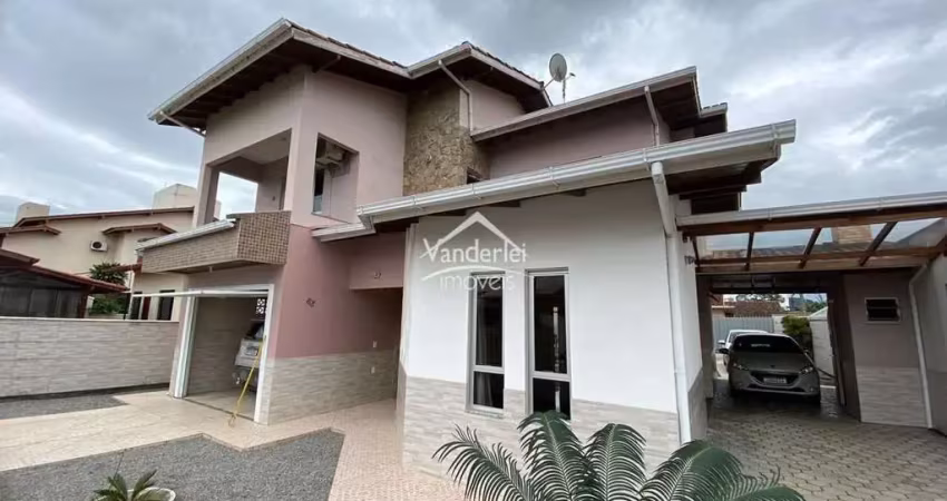 Casa com 3 quartos à venda no Aririu, Palhoça 