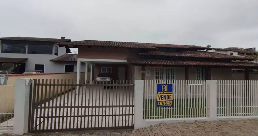 Casa com 4 quartos à venda no Centenário, Jaraguá do Sul 