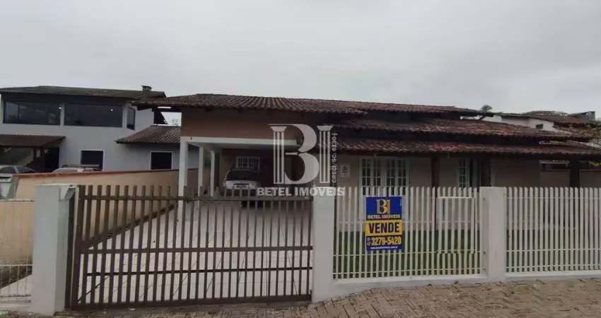 Casa com 4 quartos à venda no Centenário, Jaraguá do Sul 