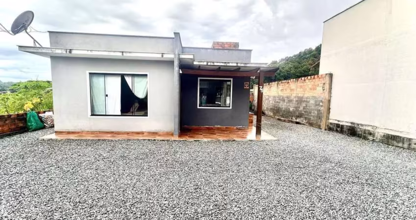 Casa com 2 quartos à venda no Jaraguá 99, Jaraguá do Sul 