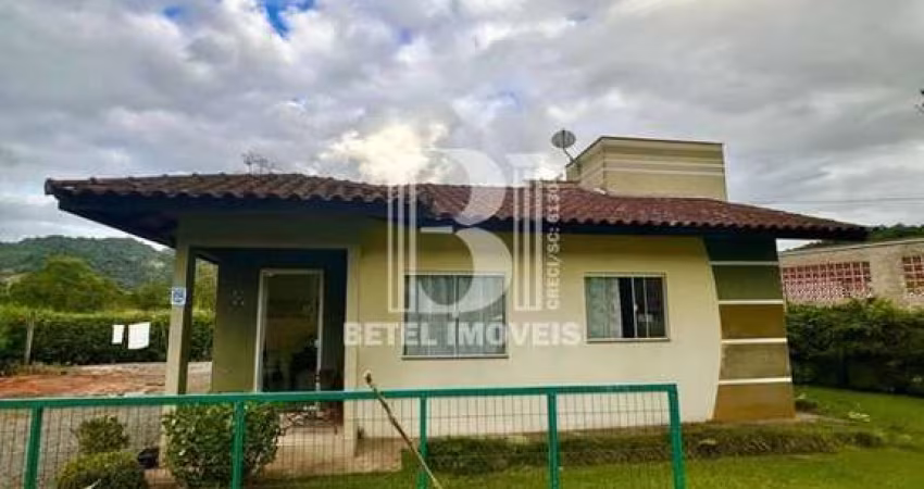 Casa com 3 quartos, Amizade - Jaraguá do Sul