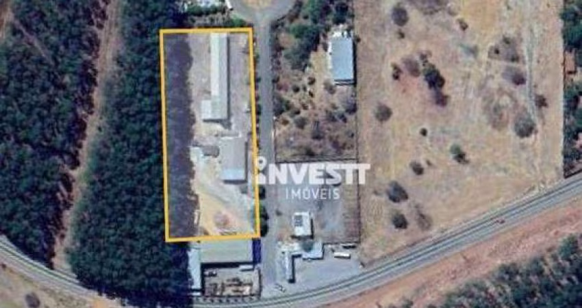 Área à venda com 10.000 m² no Polo Industrial de Abadia de Goiás
