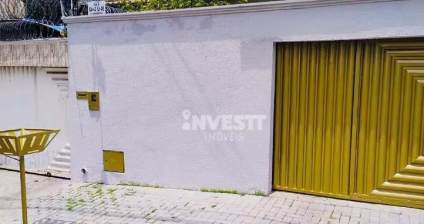 Casa com 3 quartos à venda na Rua K, Setor Progresso, Goiânia