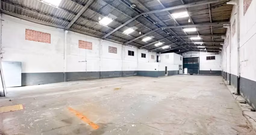 Alugo ótimo galpão com 790m², bairro cordeiros - cidade de itajaí