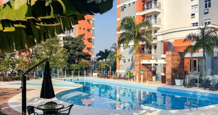 Vendo lncrível Apartamento Mobiliado, 03 Quartos - Bairro Água Verde