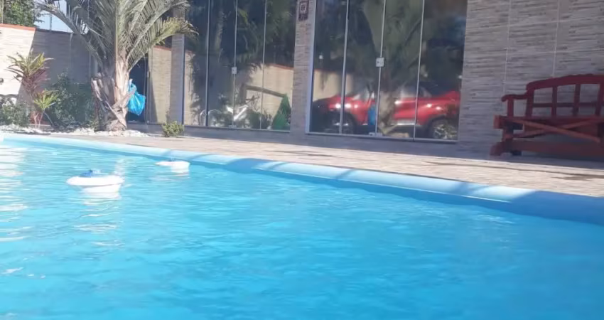 Vendo casa mobiliada com piscina, 02 quartos - cidade de barra velha