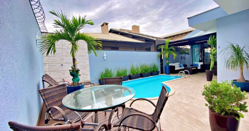 Vendo Linda Casa, Condomínio Golden Park - Blumenau