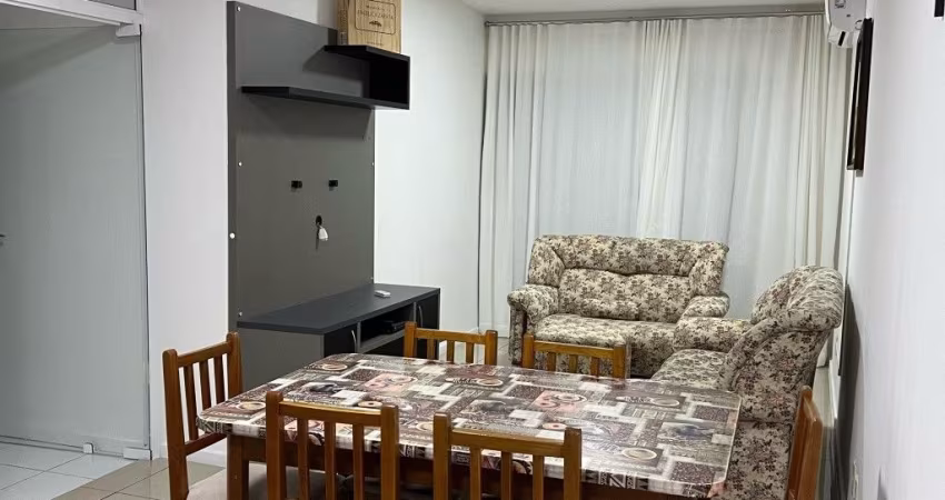 Alugo Apartamento Mobiliado, 03 Quartos - Bairro Fortaleza