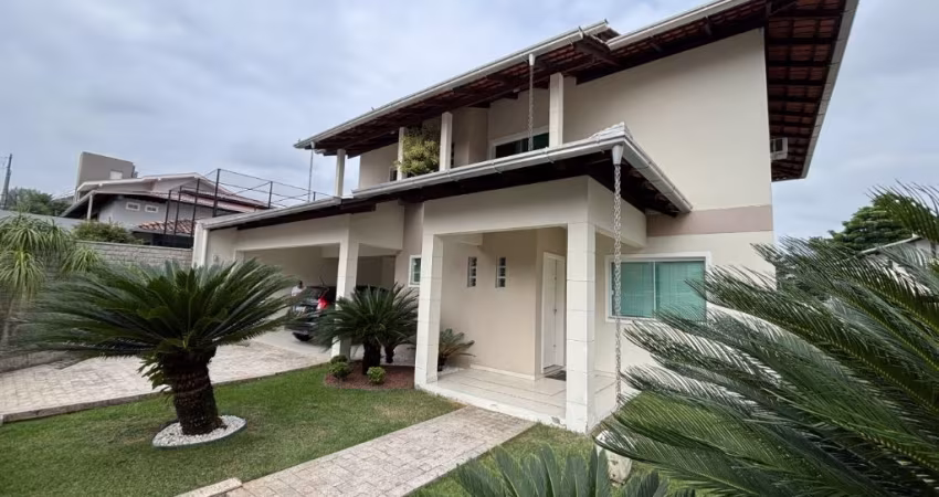 Casa mobiliada para locação no bairro Velha.