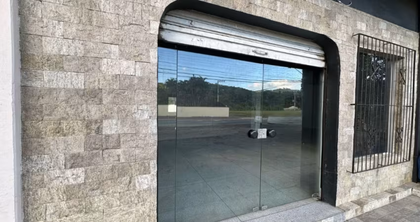 Alugo Sala Comercial com 100m², Bairro Itoupava Central - Blumenau