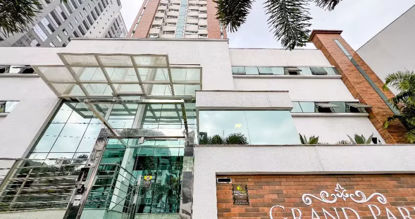 Vendo belíssimo apartamento 04 suítes, bairro vila nova