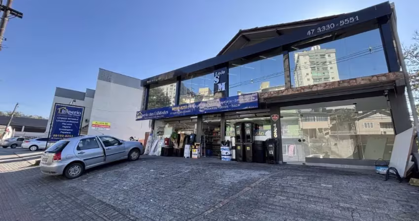 Sala comercial para locação no bairro água verde em blumenau.