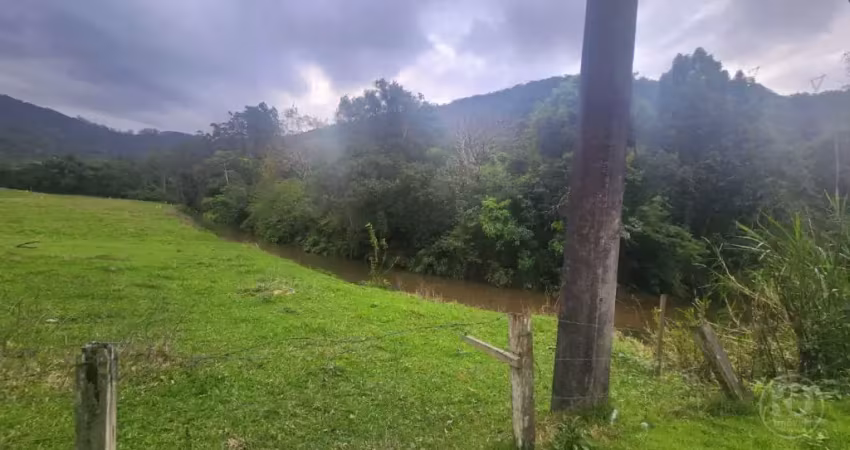 Vendo terreno rural com nascente e rio!! - luiz alves/sc - 20.000 m²