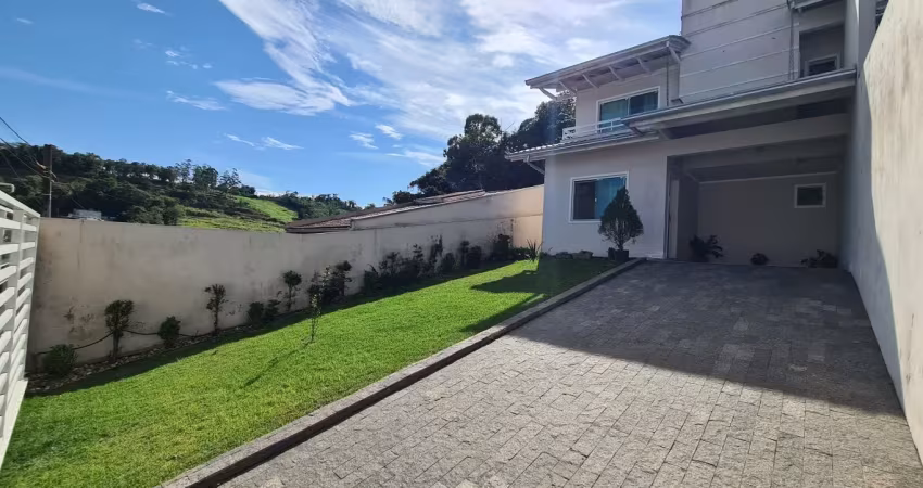 Alugo ótima casa semi-mobiliada, 02 quartos - bairro fortaleza alta