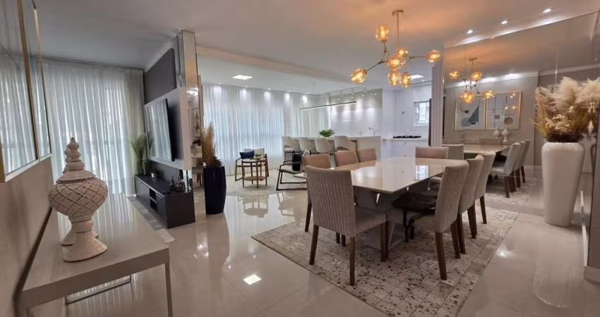 Apartamento para Venda no bairro Meia Praia, localizado na cidade de Itapema / SC.