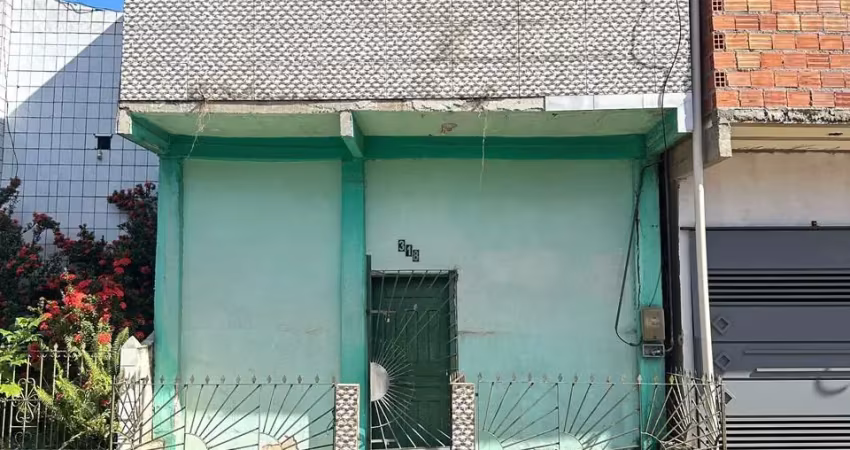 Casa com 3 quartos à venda na Avenida Mantinho Monteiro, 318, Murinim, Benevides