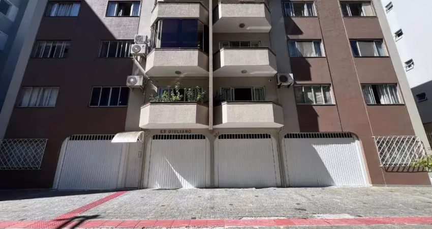Apartamento com 2 quartos para alugar na Julio Wilerding, 227, Fazenda, Itajaí