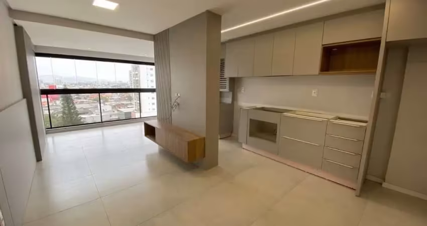 Apartamento com 3 quartos para alugar na Avenida José Eugênio Muller, 425, Vila Operária, Itajaí