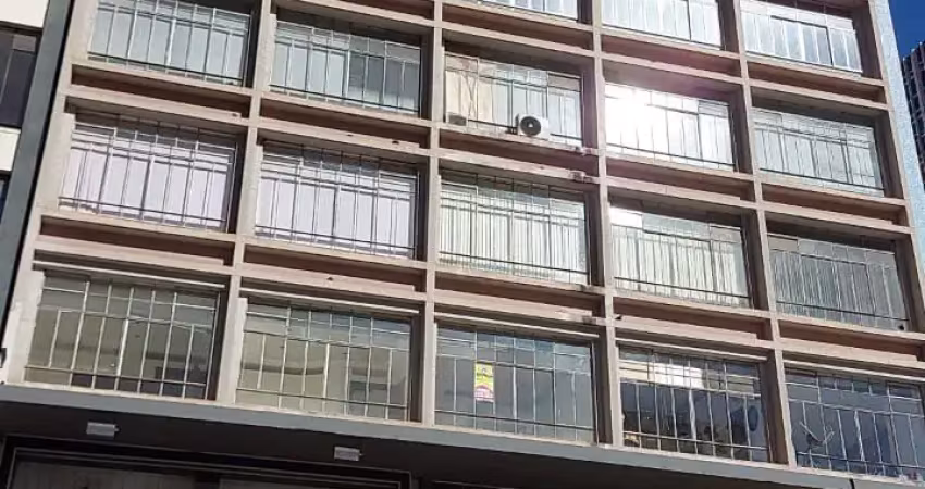 Centro sala comercial  marechal com rua das flores. localização ótima!
