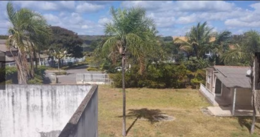 VENDO CASA EM QUADRA NOBRE NO PARK WEY COM 08 QUARTOS EM LOTE GIGANTE