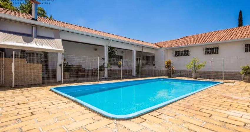 Casa com 3 quartos à venda na Natanael Galvão Batista, 79, Jardim Tropical, Resende