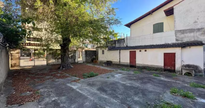 Terreno com 235m² à venda no Centro de Cabo Frio/RJ por R$1.400.000,00