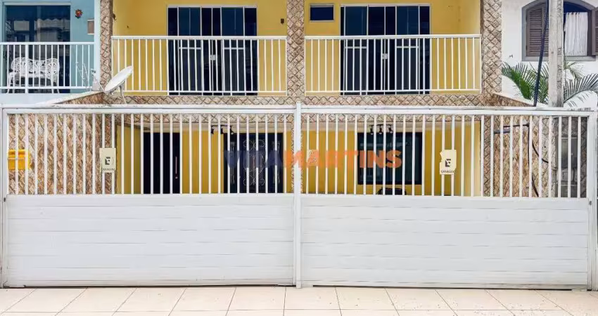 Casa Duplex a 100m da Praia do Forte com 4 quartos (2 suítes) - Vila Nova
