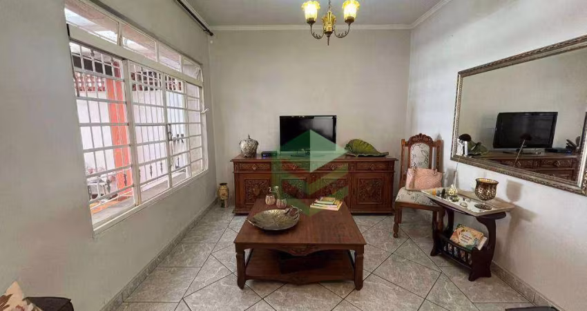Sobrado com 3 dormitórios à venda, 216 m² por R$ 790.000,00 - Santa Terezinha - São Bernardo do Campo/SP