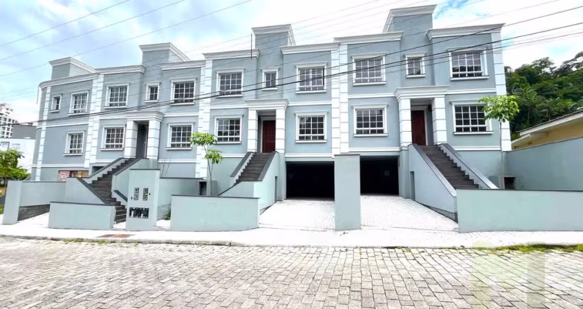 Casa com 2 quartos à venda no Garcia, Blumenau 