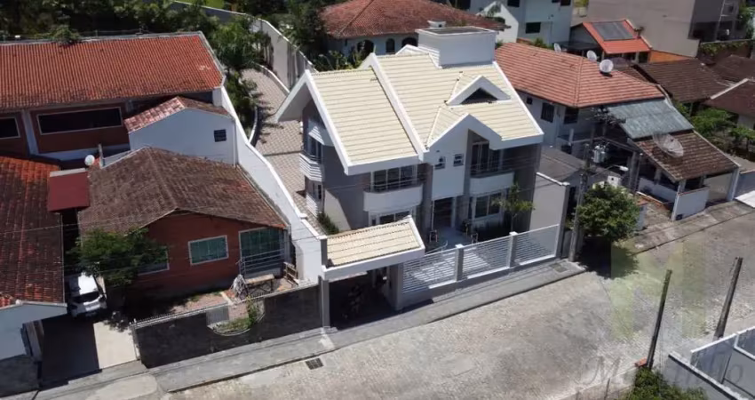 Casa com 3 quartos à venda na Escola Agrícola, Blumenau 