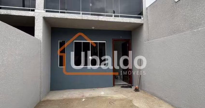 Sobrado à venda no Tatuquara com 3 quartos e edícula