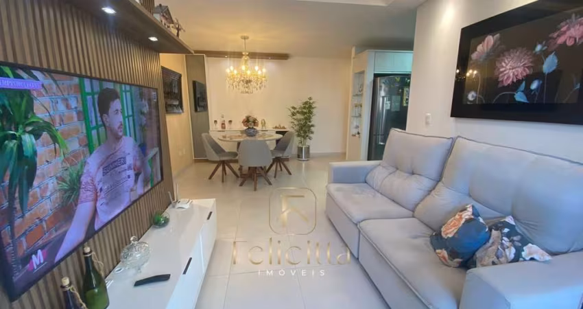 Apartamento à venda no bairro Campinas - São José/SC