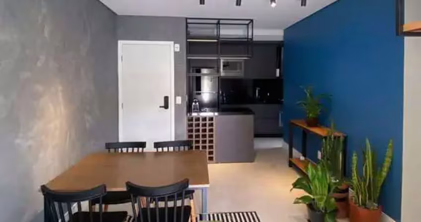 Apartamento com 02 dormitórios 01 suíte no centro histórico em são josé/sc
