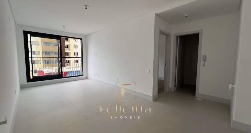 Apartamento com 01 dormitório, à venda, no bairro estreito em florianópolis -sc