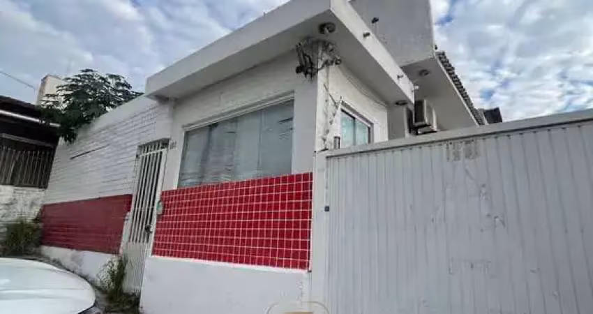 Casa comercial com 18 salas e 5 banheiros no bairro jardim cidade em são josé/sc