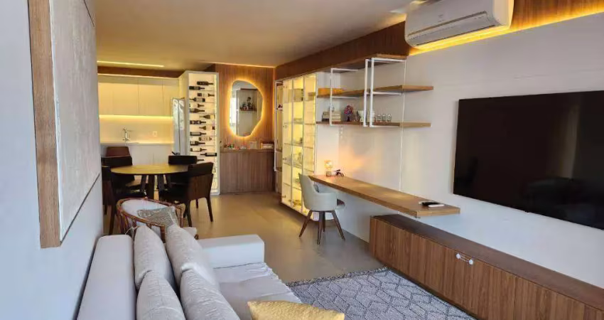 Apartamento com 2 dormitórios à venda, 90 m² por R$ 2.650.000,00 - Jurerê - Florianópolis/SC