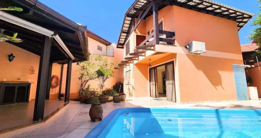 Casa com 4 dormitórios à venda, 231 m² por R$ 1.700.000,00 - Santa Mônica - Florianópolis/SC