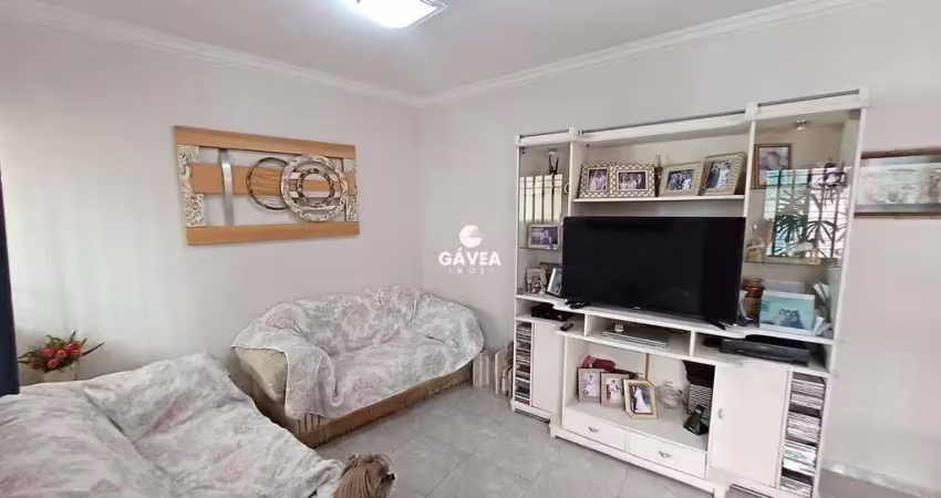 Casa com 3 quartos à venda no Embaré, Santos 