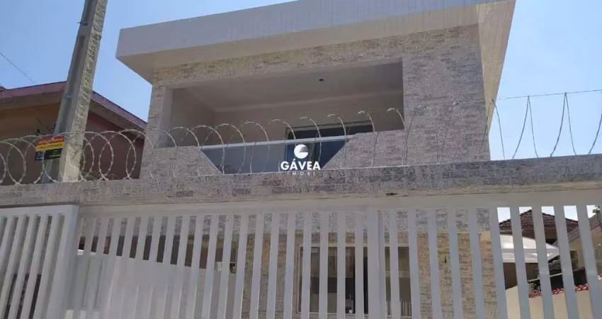 Casa sobreposta alta nova, com 3 dormitórios no bairro marapé - santos