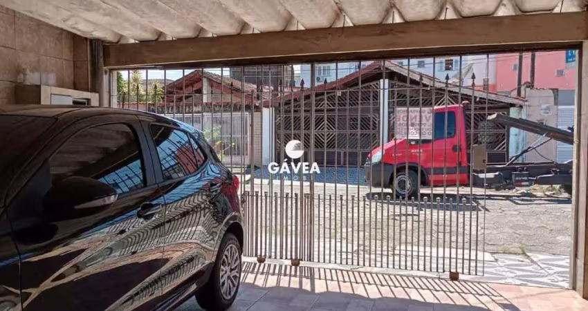 Casa térrea 2 quartos com 2 vagas de gargem no bairro ocian - praia grande/sp