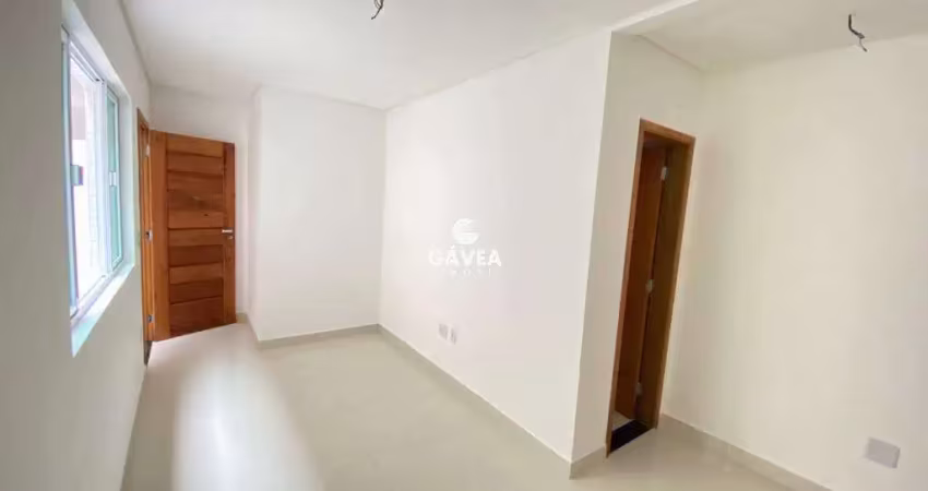 Casa sobreposta térrea á venda no bairro campo grande em santos