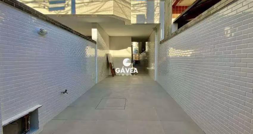 Casa térrea com 3 suítes e churrasqueira na ponta da praia em santos.