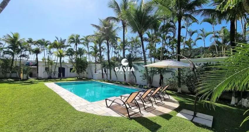 Casa à venda no balneário praia do pernambuco em guarujá.