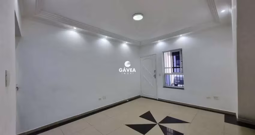 Casa sobreposta baixa com 3 dorms no boqueirão em santos