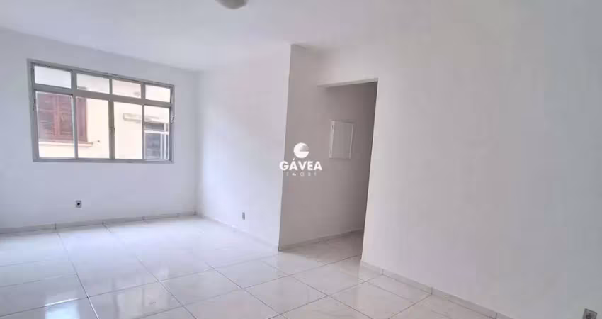 Apartamento 3 dormitórios de frente com sacada no campo grande